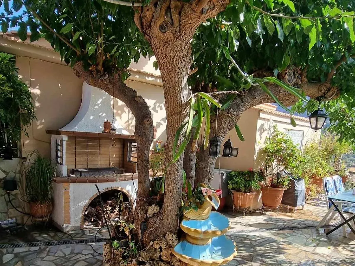 Toulas House Divarata Yunanistan